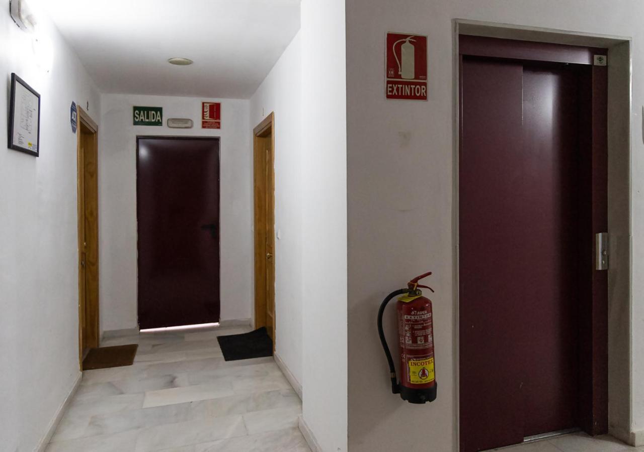 Centro Wifi Terraza Parking Ascensor A La Playa A 5 Min Apartment Torremolinos Exterior photo